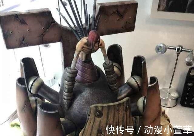 手办|火影:忍者之死变成手办,自来也太虐心,他被一朵花抢镜