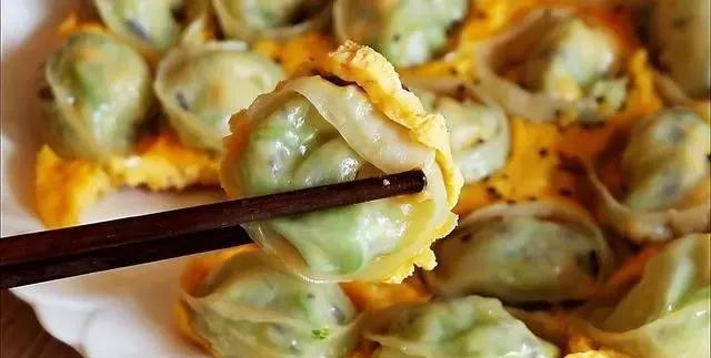 1根西葫芦4个鸡蛋,这种吃法将成为经典,素食也可以很美味