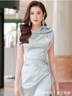 臀部|越南“第一美女”有多撩人？曾获世界小姐的她，长相妩媚身材迷人