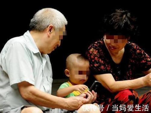 辣妈|“爸妈一走,爷奶撒手”一种“假带娃”正流行,揭露万千父母之殇