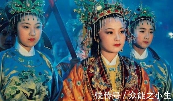 曹雪芹$害死贾元春的真凶,是与她同时回家省亲的吴贵妃