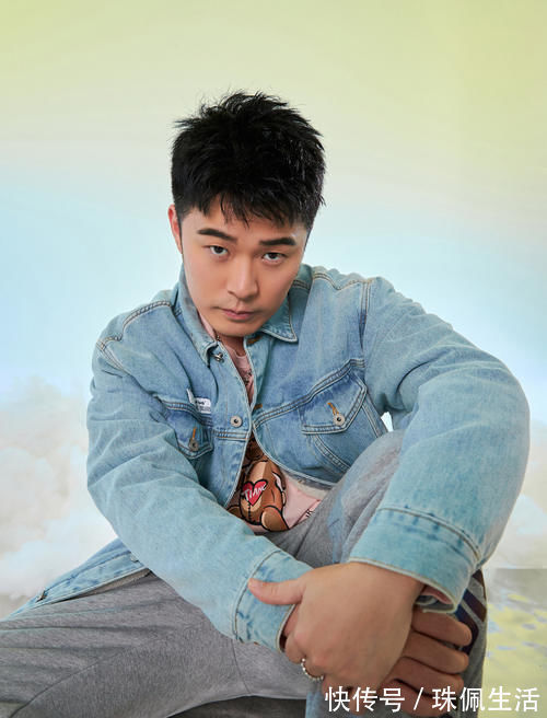 鄧倫招聘員工福利多,包吃包住包奶茶,一看工資勸退眾人