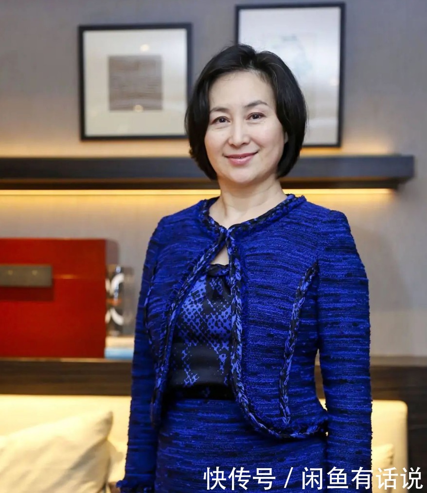 女人如果还没到60岁,这3款“大妈发型”尽量别留,会显老很多