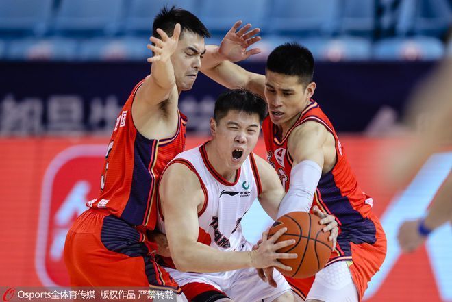 郭凯|有惊无险!广州送肯帝亚6连败 李炎哲22+8