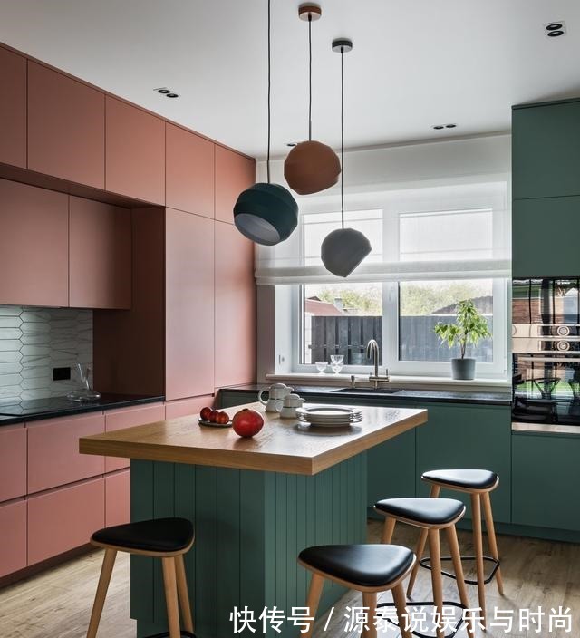 木色|她家的装修配色超时尚，全屋经典现代风，照着装没错的！