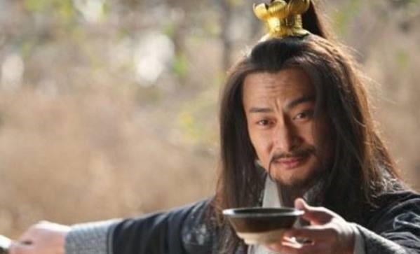 杨春&水浒中他文武双全,被吴用打压,随李俊出海后,才发挥真正实力