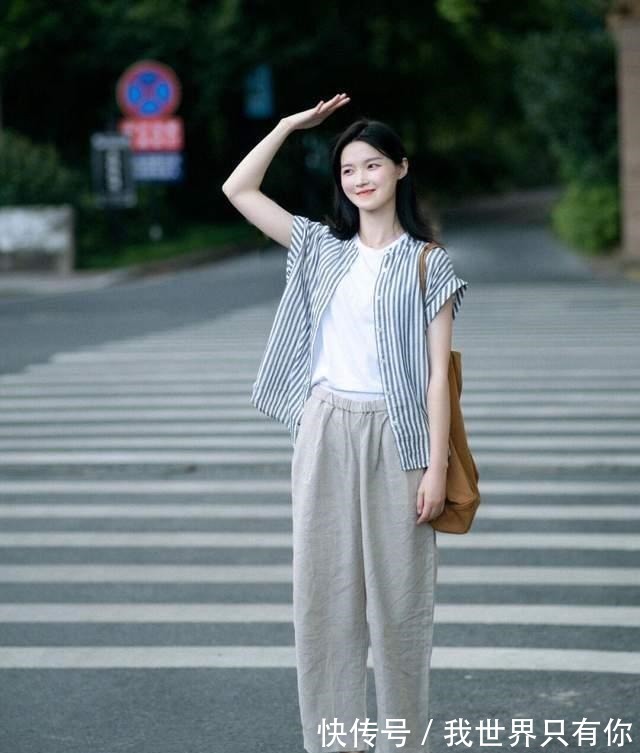 条纹衬衫 休闲慵懒风怎么搭条纹衬衫+棉麻长裤简约洋气,气质又优雅!