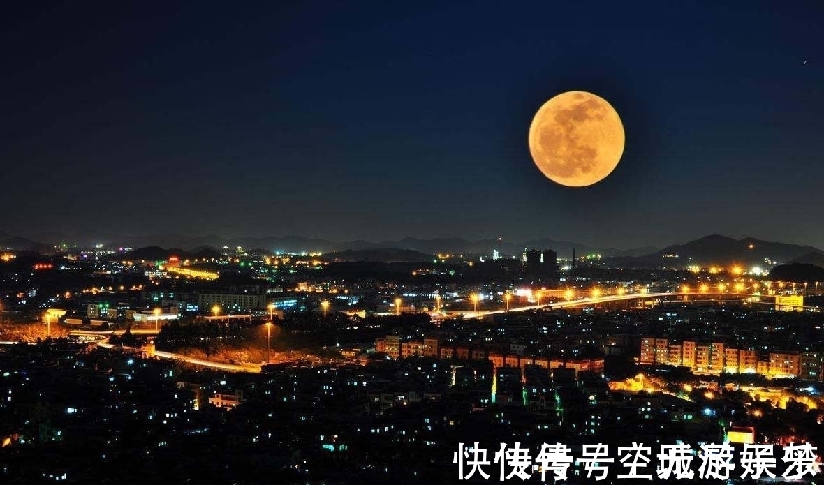 月辉@两首很好的秋月诗词,意境优美,韵味悠长,寄慨遥深,值得品读