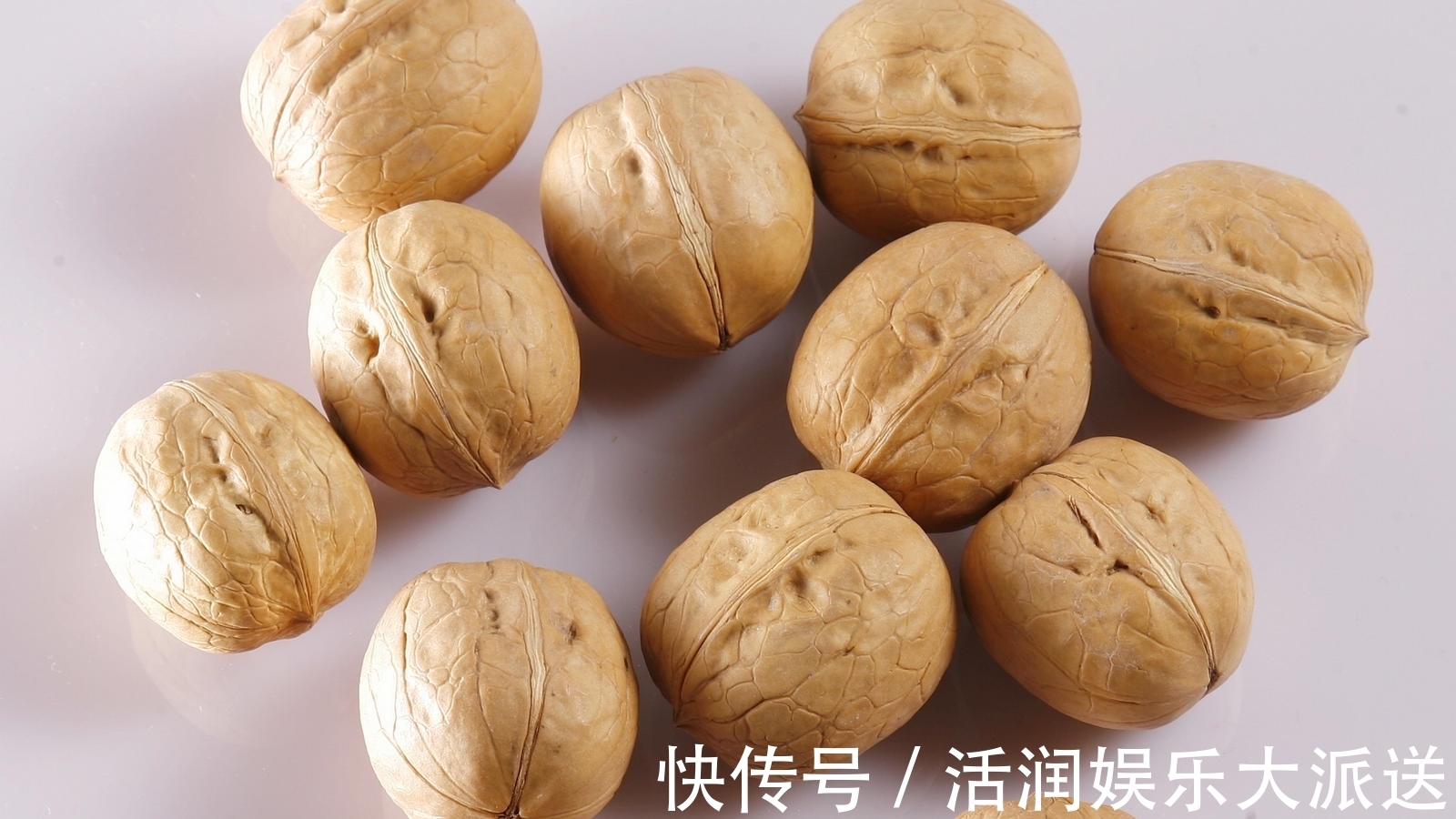 低脂牛奶|4种常吃的食物热量很高，长期食用让减肥更困难，应该少吃