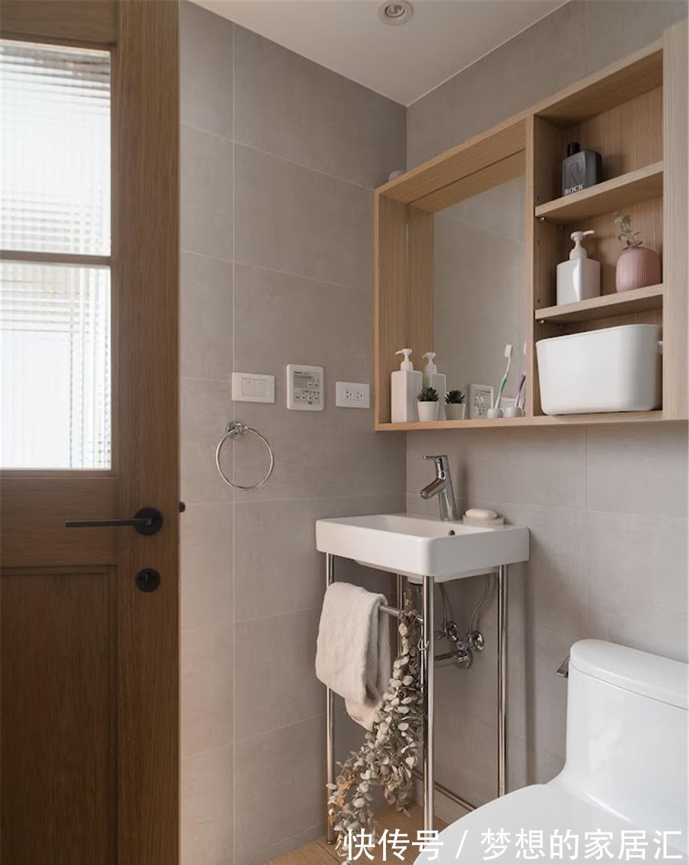 梳妆台|90后夫妻的1室1厅婚房:41㎡住下2个人3只猫,入住半年生活太惬意