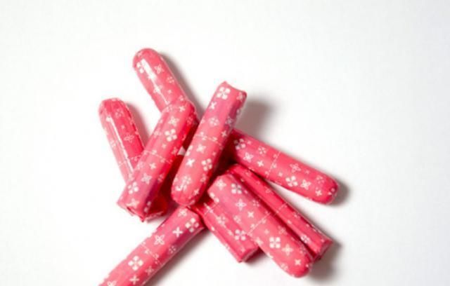 月经|20岁少女初用卫生棉条取不出来,原因让医生哭笑不得,该怎样用?