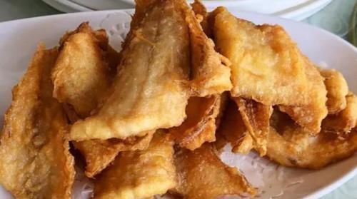 不管炸什么鱼,别只用淀粉,大厨教你一招,鱼肉外酥里嫩,不腥气