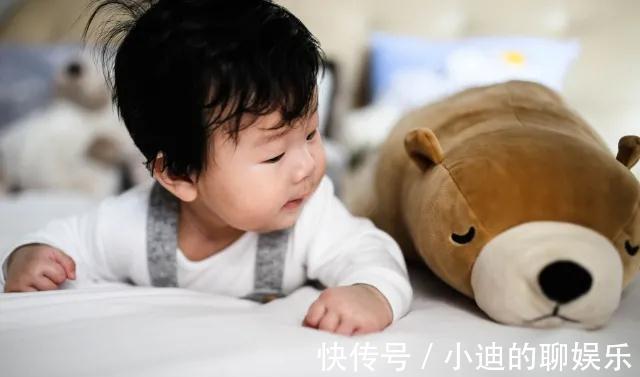 锻炼|先爬后走和不爬就走的孩子,有啥区别?长大后会见分晓吗