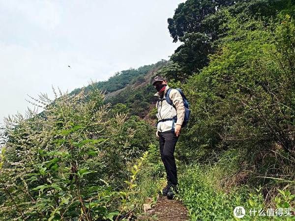 牛皮|纵享探索乐趣：OUNCE遨游仕T1B登山鞋体验