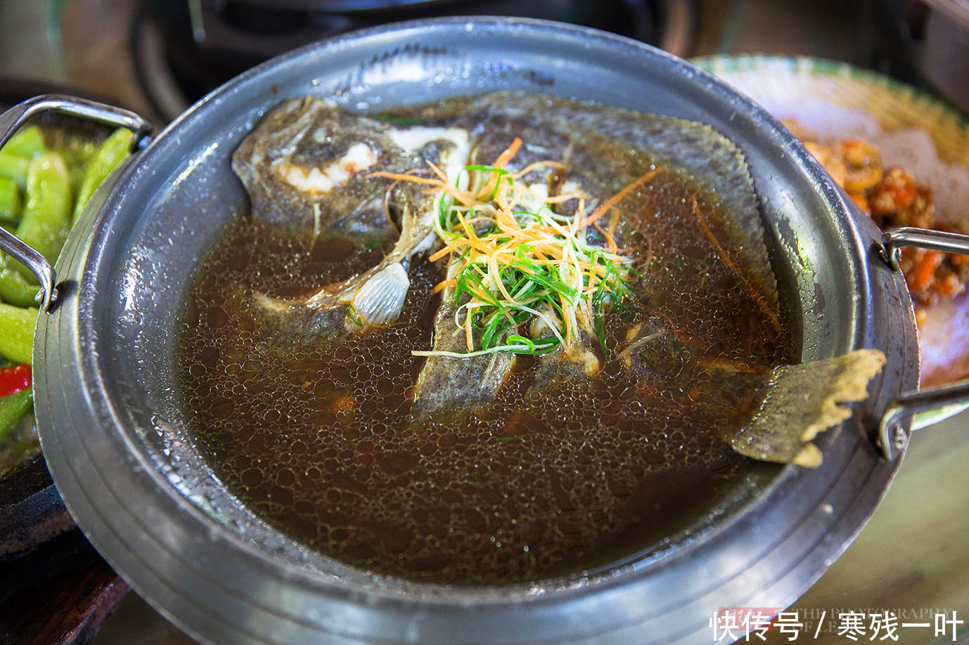 海南|海南特色网红农家菜,一桌十二道菜1200元,你觉得怎么样?