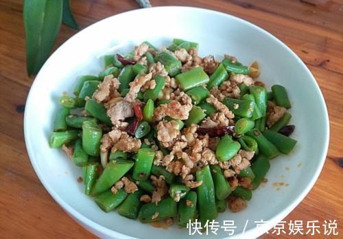 血糖生成指数|冬天此菜多吃些，钙是鸡肉7倍多，通便降糖护心，和肉一起炒，下饭