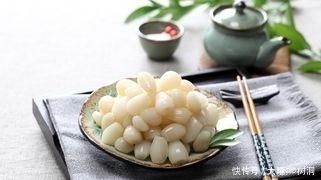 大蒜好处多多,吃法丰富,尤其适合中老年人养生,不妨抽时间看看