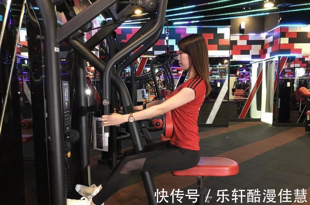 拉力|为什么说背薄一寸,年轻十岁更多人开始练背,这3大好处要知晓