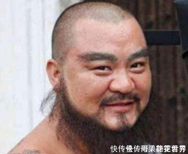 《水浒传》中的鲁智深有4个版本,前3版演成傻大个,只有他最传神