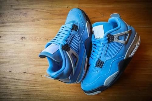 看完还不心动吗？！全新北卡 AJ4 最新实物图曝光！