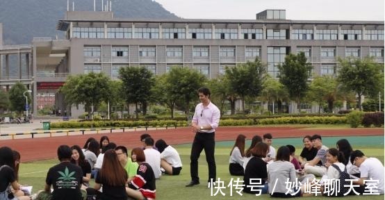 学生|研究生毕业后，最受“欢迎”的4条出路，多数人选择了第3条路