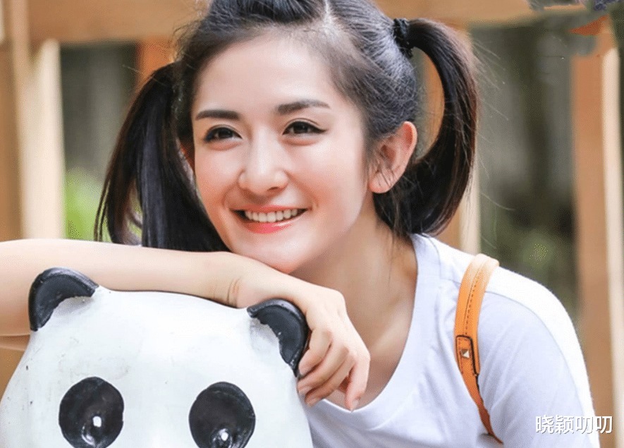 对于现在的我来说，这两个人我都很喜欢，各有各的优点与个性