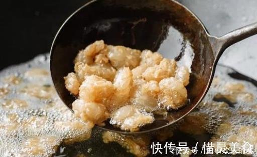 越嚼越香的“猪油渣”到底能吃吗现在终于知道了，以前都弄错了