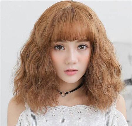 梨花卷 女人到了40岁,尽量别留这3种“大妈”发型,自以为时髦其实很土