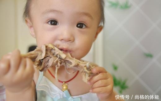 警惕会“偷走”孩子免疫的3种食物，家长还在喂让娃积食常生病！