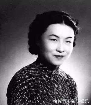 文坛$杨绛评价张爱玲:样貌难看,一脸“花生米”,文笔可以但意境卑下