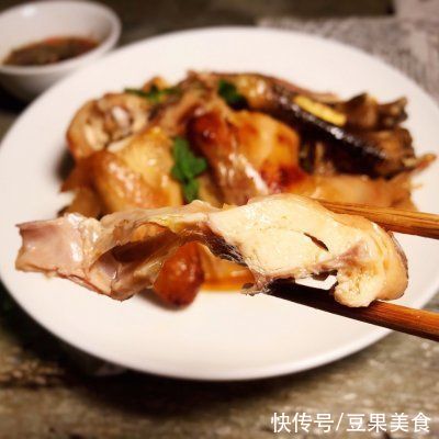 常吃|最常吃的家常菜，还属#夏日开胃餐#特色盐焗鸡最诱人