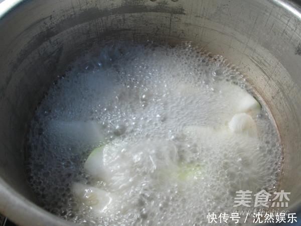 放血|它是猪身上“最营养”部位,15一斤没人买,肉贩子留着自己吃