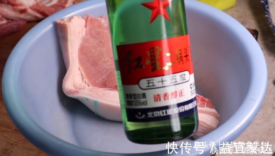 色泽|腌腊肉时,别只放盐!教你腊肉配方,色泽金黄、味道100个赞