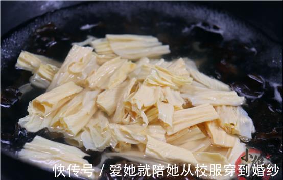 黄瓜|黄瓜最近火了，教你殿堂级别的做法，营养又开胃，实在是太好吃了