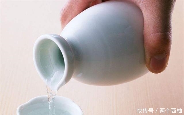 悄悄|经常喝一杯“白酒”的人,一段时间后,3件好事悄悄“收入囊中”