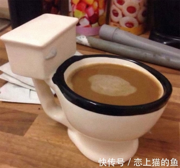 一双绣花鞋&35个国外的奇葩设计,用上万支烟做成地毯,网友:是艺术还是浪费