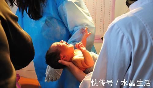 恐惧感|生娃遇到东北医生是啥体验?孕妈有话说,顾着听相声,忘了来干啥