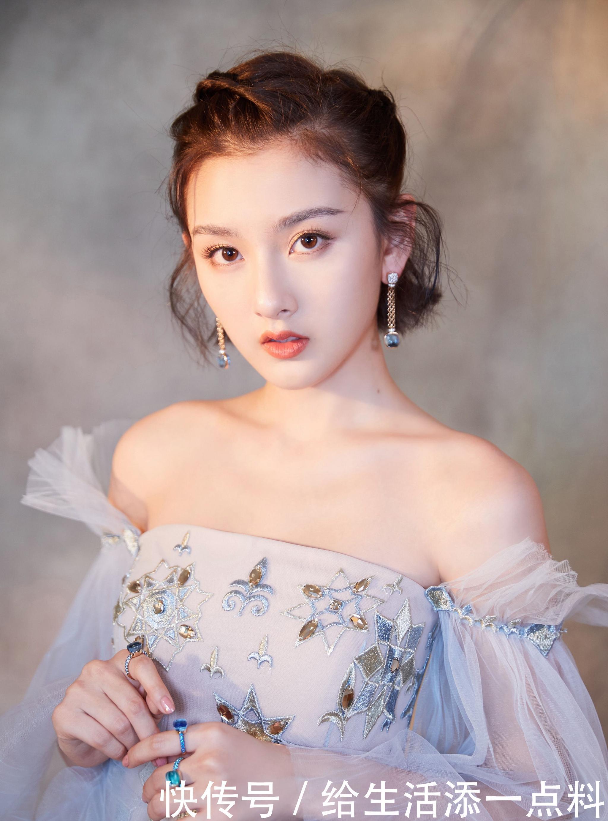 梦幻的网纱裙 让你的夏季更加雅致拥有别样风情