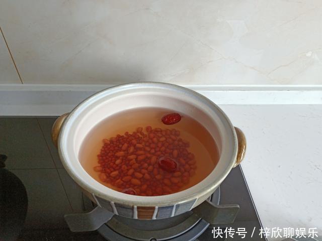 大名鼎鼎|大名鼎鼎的五红汤,好喝营养红遍朋友圈,但是有一类人不要喝