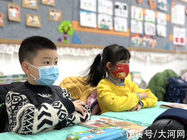 省实验小学|雪花纷飞“神兽”归笼 郑州中小学迎来正式开学第一天