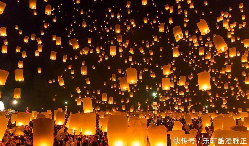 它是人际关系粘合剂,表面快乐的丙戌日柱,