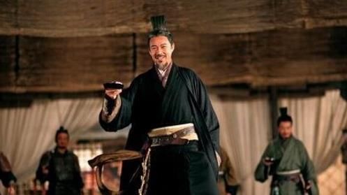 吕布|刘备虽劝曹操杀吕布，可最终还是此人推波助澜，否则吕布不会死