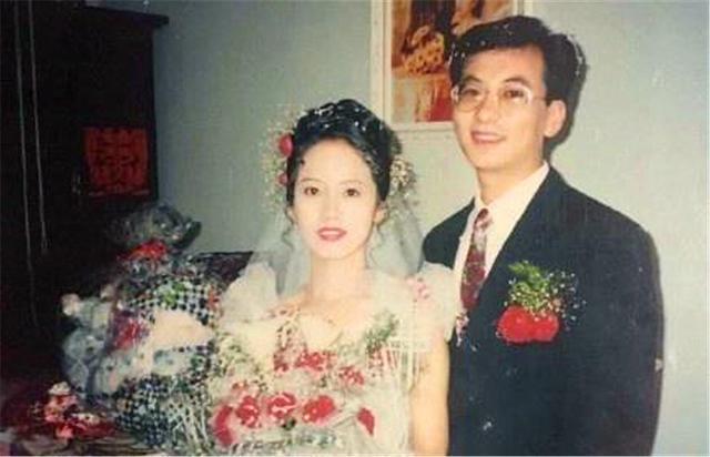 盛世美颜|父母年轻时的盛世美颜,让孩子产生自我怀疑:妈,我真是亲生的吗