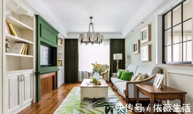 背景墙|她只是在客厅打一排柜子，不想邻居都拍照学习，装修师傅也夸机智！