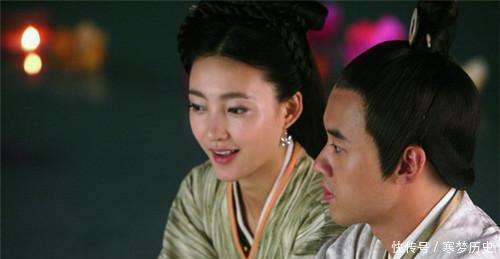 大臣|她为了不与皇帝陪葬，使用了特殊的手段，导致这位皇帝废除殉葬