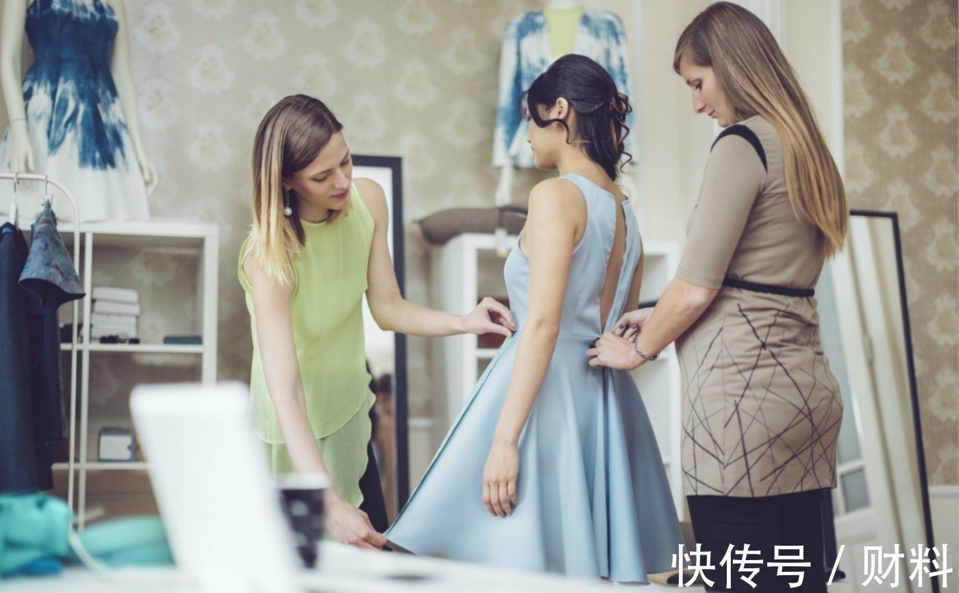 买家|一件衣服实体店卖500元，为何电商却只卖几十元？还有哪些优势？