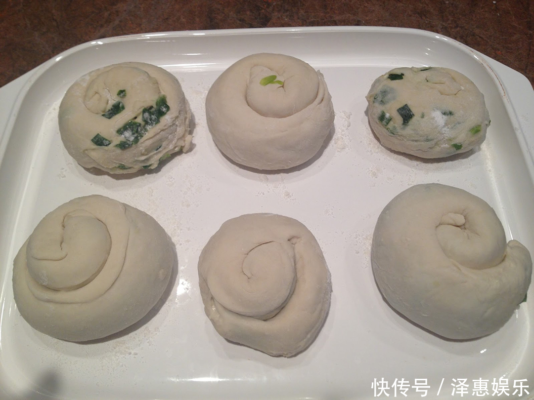 冬天，这是孩子最爱吃的早餐，酥脆营养还补钙，两天不吃就馋得慌