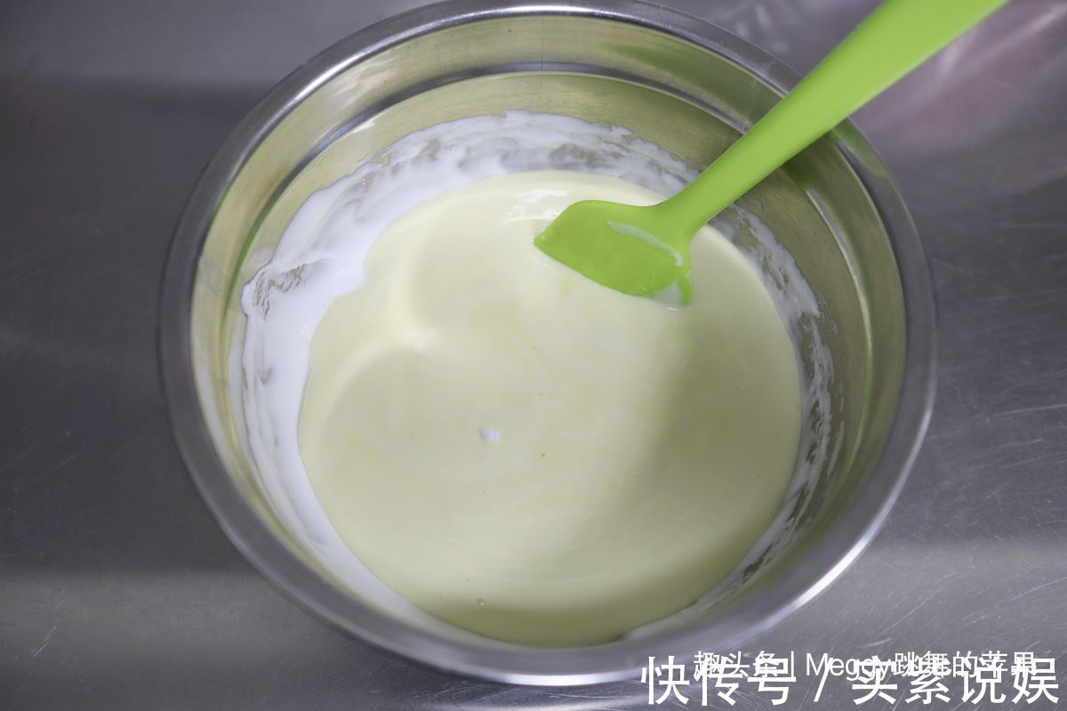 细砂糖|无油少糖的酸奶蛋糕,口感清爽还低脂,成本6元比轻乳酪蛋糕划算
