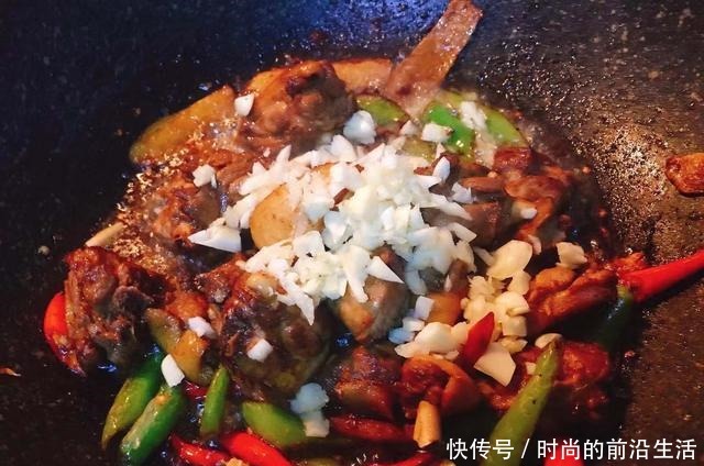 秋天，吃猪肉羊肉都不如“它”，抽烟的人更要