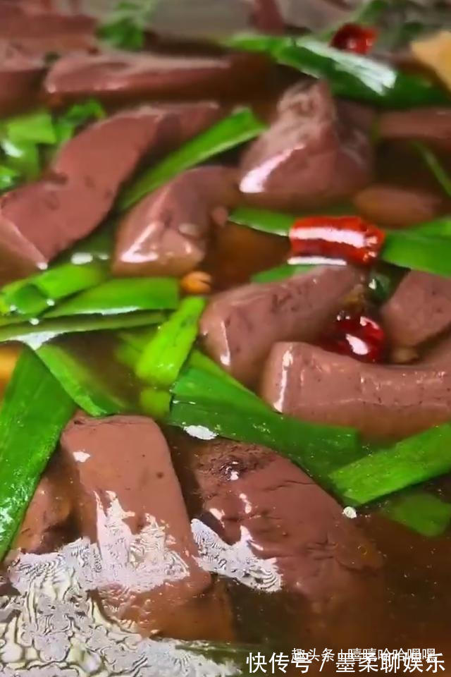 解毒|鸭香扑鼻,口感鲜嫩,补血解毒,不可多得的美味之家常鸭血!